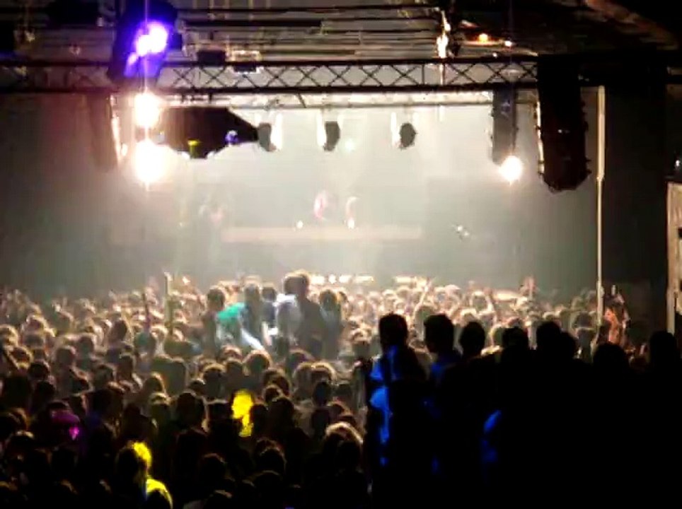 ClubbingHouse.com : Boys Noize @ 4Sans (Bordeaux - 13.10.07)