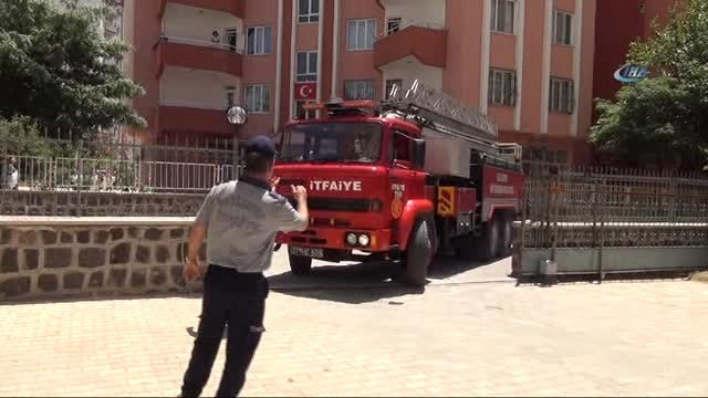 Mahsur Kalan Kuş Yavruları İçin Seferber Oldular
