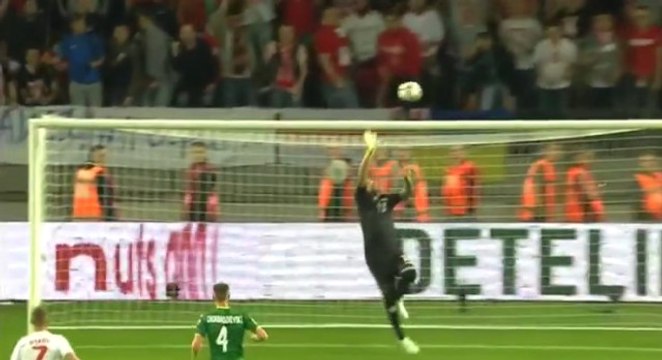 Belarus'lu Pavel Savistky'nin, Attığı Müthiş Gol İzleyenlerin Takdirini Kazandı