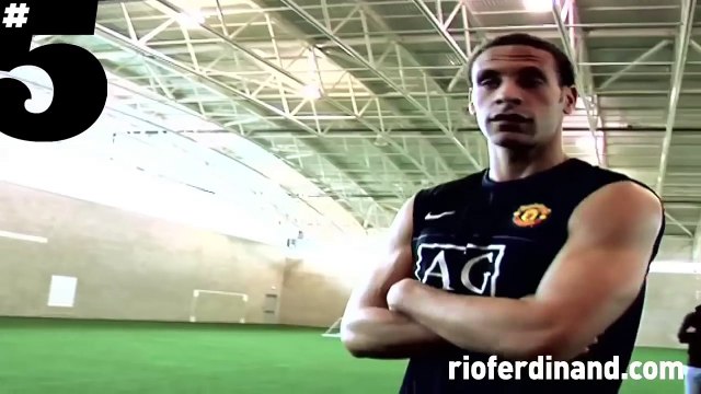 Cristiano Ronaldo AMAZING Freestyle Football Skills _ #5 Silks (720p_30fps_H264-128kbit_AAC)