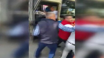 Ankara'da Sivil Polislerle Dolmuşçular Arasında Tekme Tokat Kavga