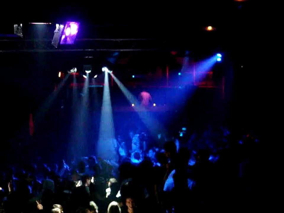 ClubbingHouse.com : Boys Noize @ 4Sans (Bordeaux - 13.10.07)