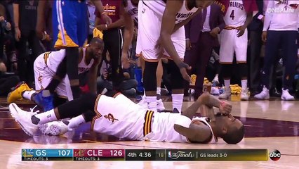 lebron-james-jr-smith-hit-each-other-hard-warriors-vs-cavaliers-game-4