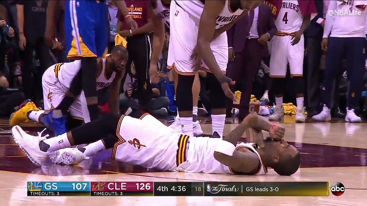 lebron-james-jr-smith-hit-each-other-hard-warriors-vs-cavaliers-game-4