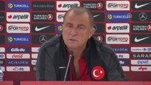 Türkiye Futbol Direktörü Terim, Basın Toplantısı Düzenledi (4) - Sorun Çözen Kişiyim Çözerim