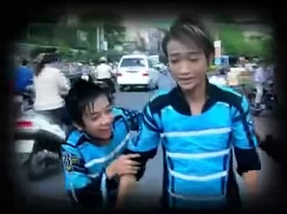 Thời niên thiếu của - HKT