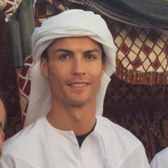 Cristiano Ronaldo Ramazan Bayramını Kutluyor / Cristiano Ronaldo Celebrates Ramadan