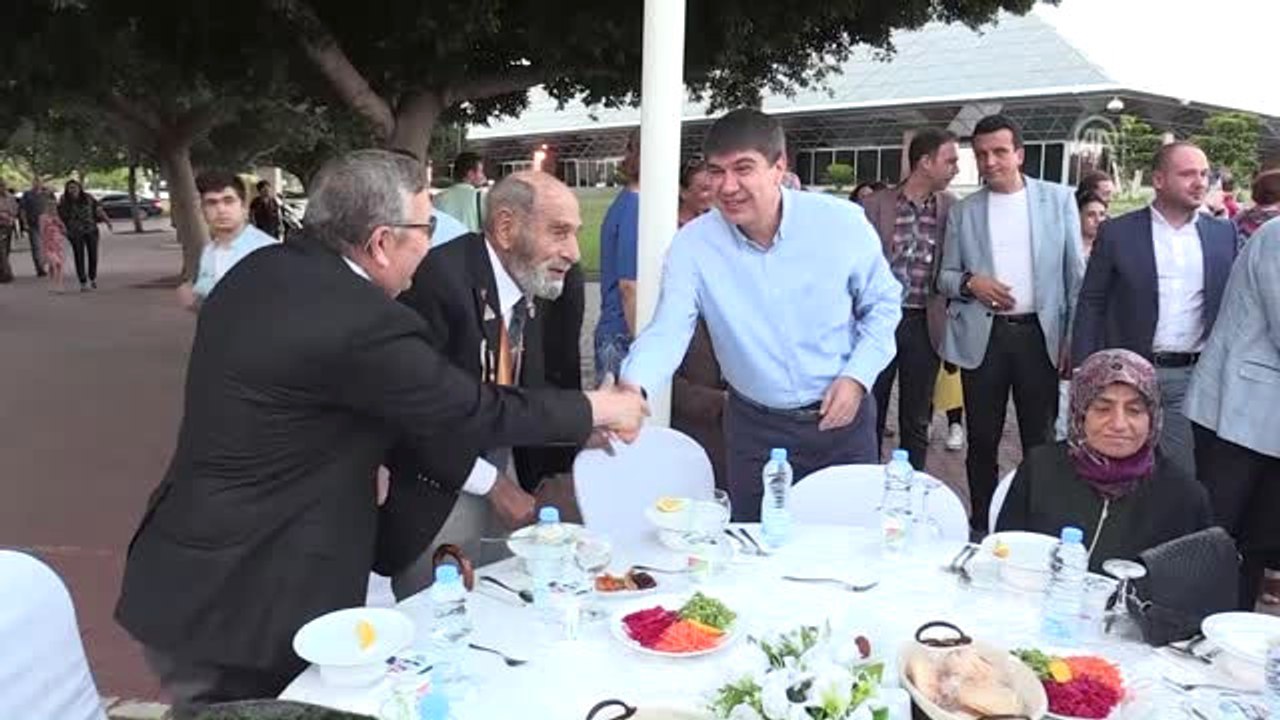Antalya'da Şehit Aileleri, Gaziler ve Yetimler Için Iftar