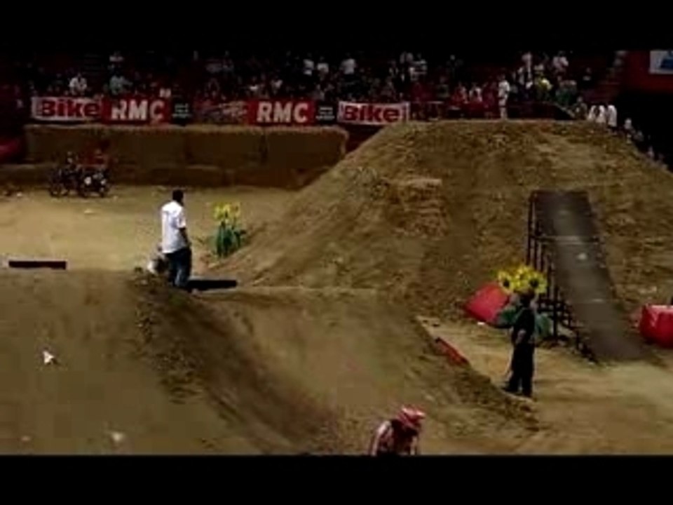 Pit Bike Freestyle Show Paris bercy