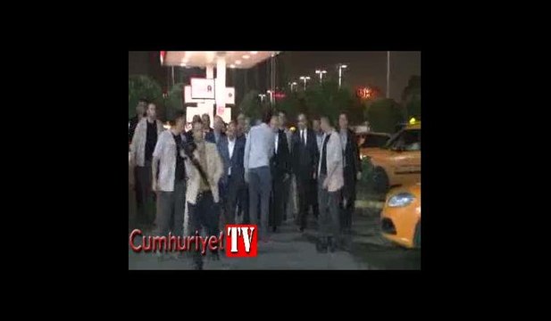 Kemal Kılıçdaroğlu taksicilerle sahur yaptı