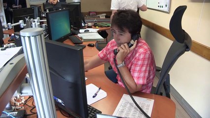 Macron répond au téléphone du standard de l'Élysée