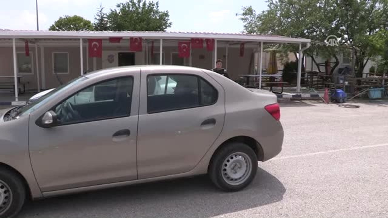 Ralli Pilotu Komiserin Polis Aracıyla Yarışma Hayali