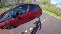 2017 Toyota Yaris Hybrid - POV Test Dri