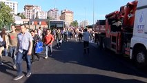 Kadıköy'de Metrobüsler Kafa Kafaya Çarpıştı: 3'ü Ağır 25 Yaralı