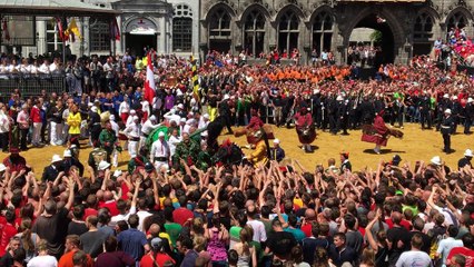 Mons: un Lumeçon sous un soleil de plomb avec 50.000 personnes (Vidéo 2)