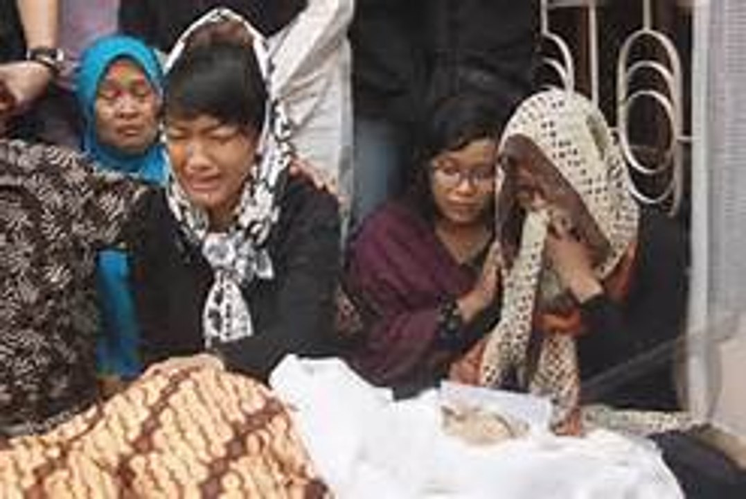 Subhannallah Banjir Air Mata Kesedihan Di Pemakaman Jupe. Rip Jupe.