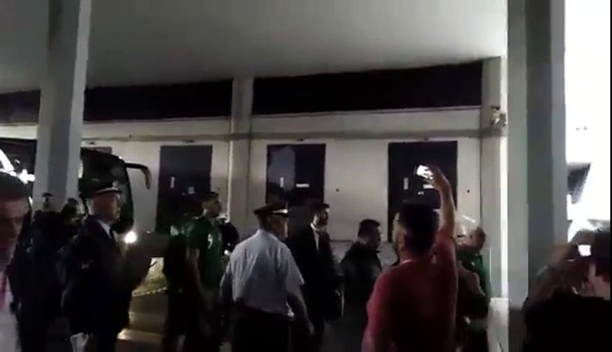 Η άφιξη του Παναθηναϊκού με τον Γιαννακόπουλο στο ΣΕΦ για τον τελικό - Ολυμπιακός vs Παναθηναϊκός - 11.06.2017