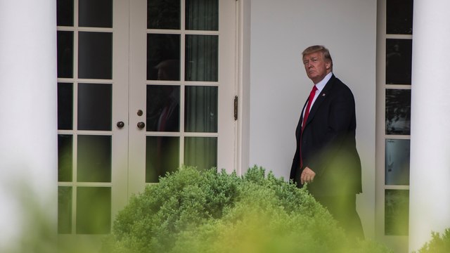 Trump targets Comey on Twitter, senators weigh in