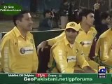 Afridi 49 off 18 balls for Karachi Dolphins - YouTube