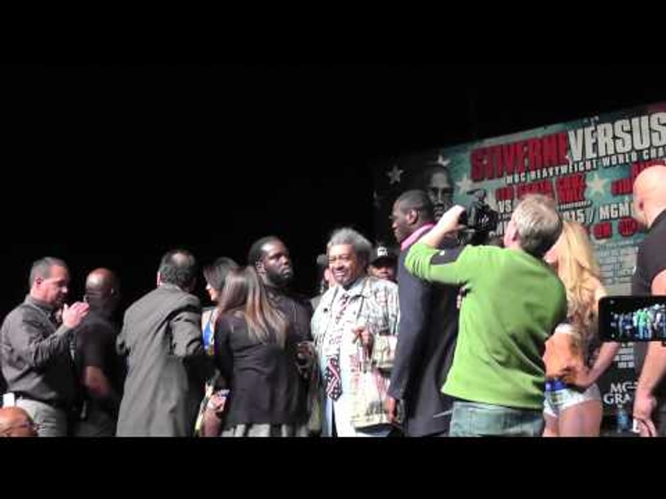 Deontay Wilder vs Bermane Stiverne Faceoff - EsNews Boxing