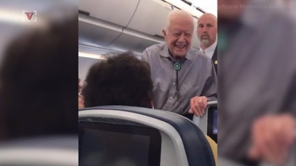 Jimmy Carter Shook The Hands Of Every Passenger On His Delta Flight