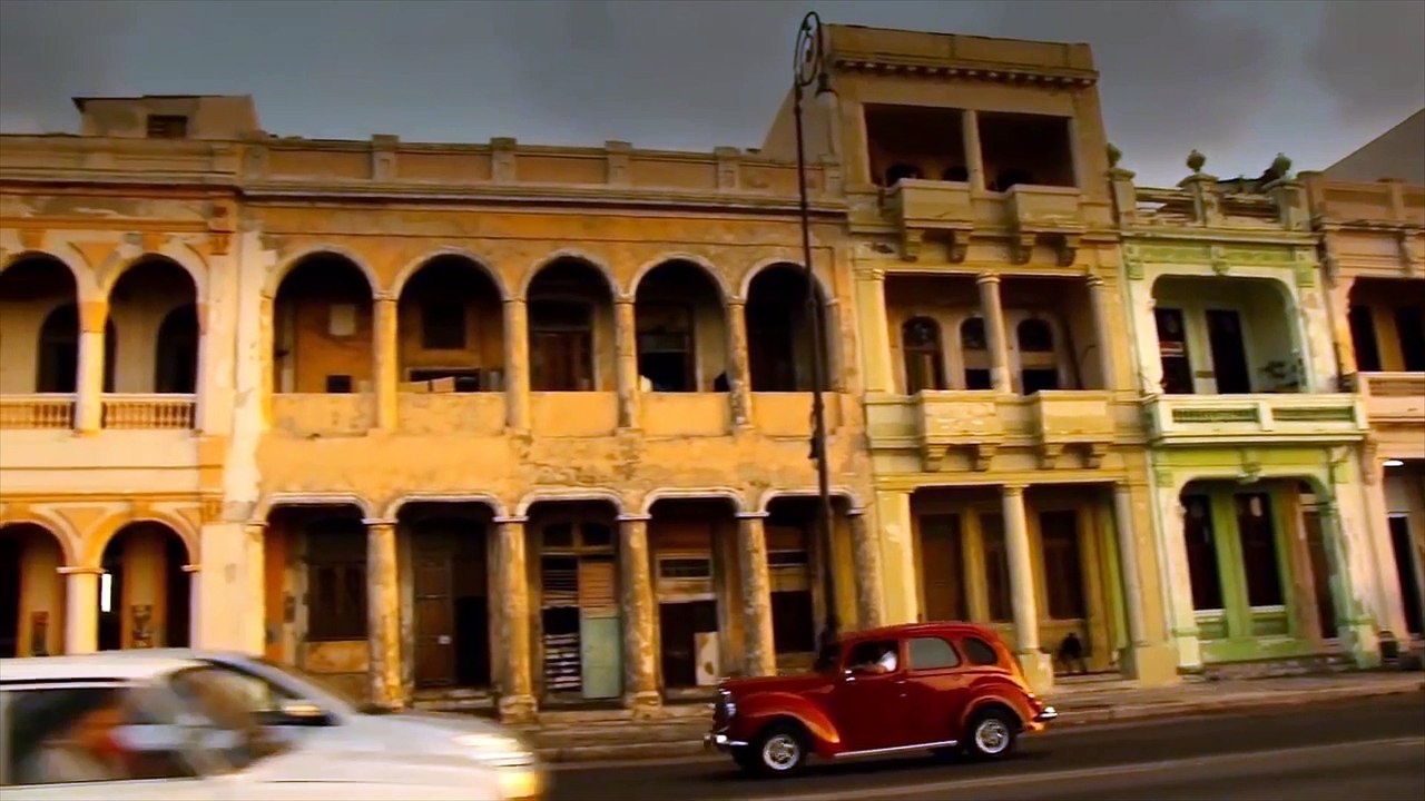 SENCILLIAMENTE UNICO ft MOKA - MOKA