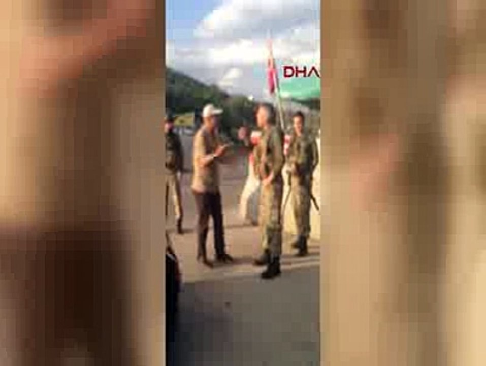HDP'Lİ ÖNLÜ İLE ASTSUBAY ARASINDA FETÖ'CÜ- TERÖRİST TARTIŞMASI
