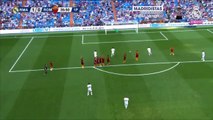 Le sublime coup franc de Luis Figo lors d'un match des légendes