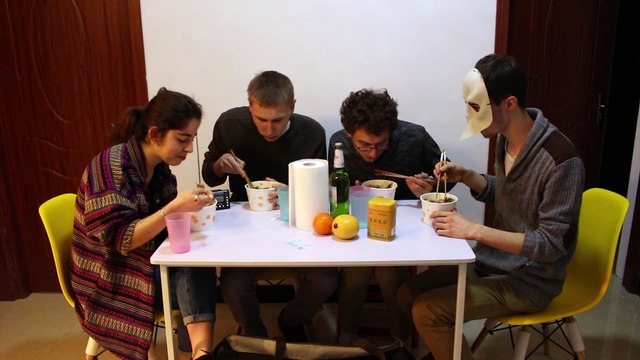 LA MAIN DANS LE SAC Anthony Mansour, Média UTT avec UTBM Productions Troyes (10) films tourné à Shangaï chine