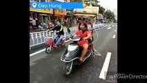 Funny Chinese videos - Prank chinese 2017 can't stop laugh