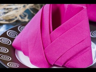 DIY: Pliage de serviette en forme de pomme de pin