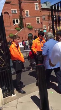 Vijay mallya booed with 'chor, chor' chants at India Vs South Africa match icc champions trophy 2017