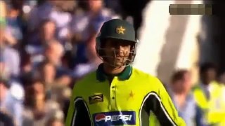 Best Batting by Abdul Razzaq 47 Runs off 11  ... Balls indianfunny