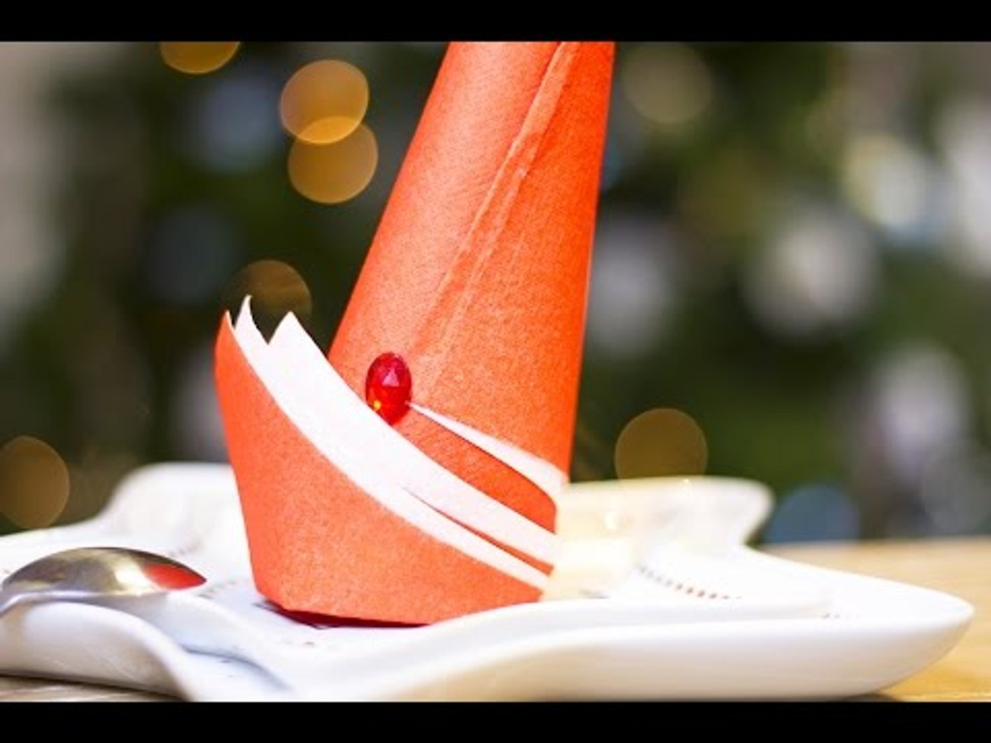 DIY Noël : Pliage de serviette en forme de Bonnet de Lutin - Vidéo  Dailymotion