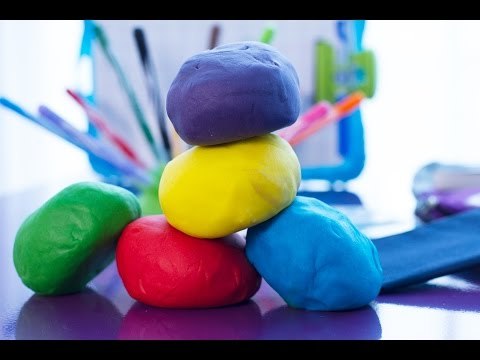 DIY Pâte à modeler maison - Comment faire de la pâte à modeler ?