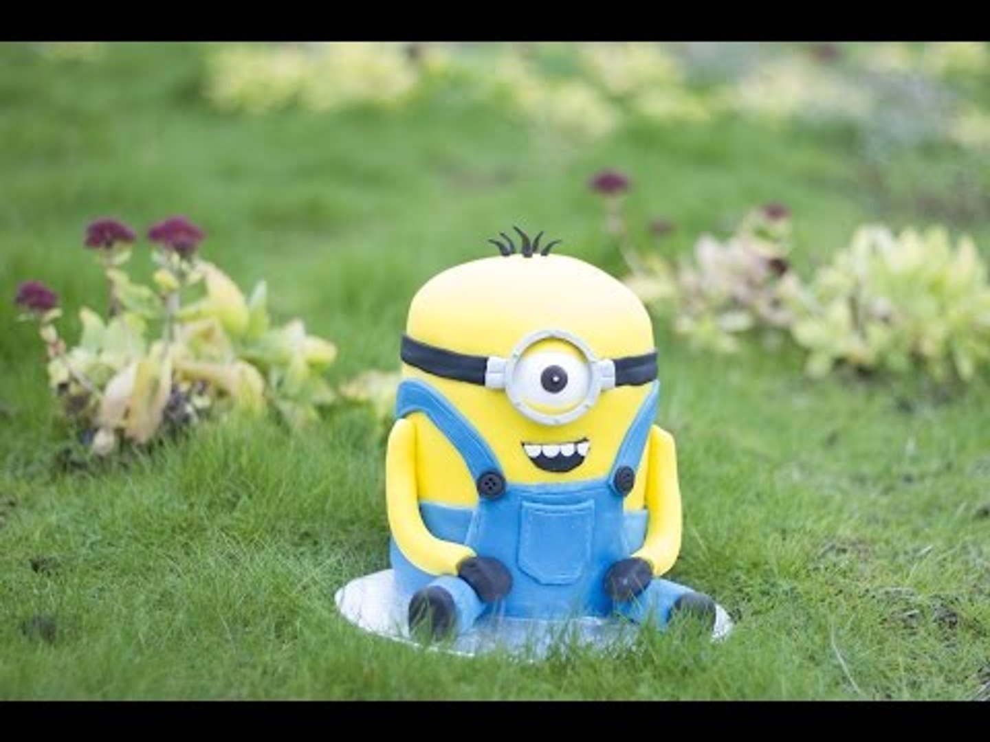 Gateau Minion Gateaux Au Yaourt Et En Pate A Sucre Cake Design Despicable Me Video Dailymotion