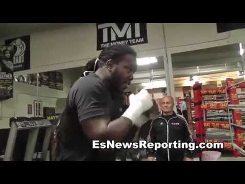 Bermane Stiverne Talks Deontay Wilder Sparring Klitschko - EsNews Boxing