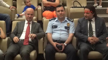 Gaziantep Polis Çifte, Nikahta Arkadaşlarından Kelepçe Şakası
