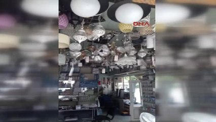 Deprem Anı Cep Telefonuyla Böyle Görüntülendi