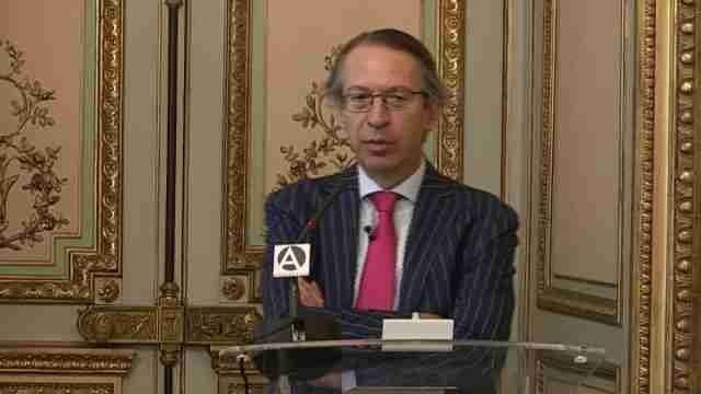 Presidente de EFE: Las agencias, el mejor remedio contra las noticias falsas