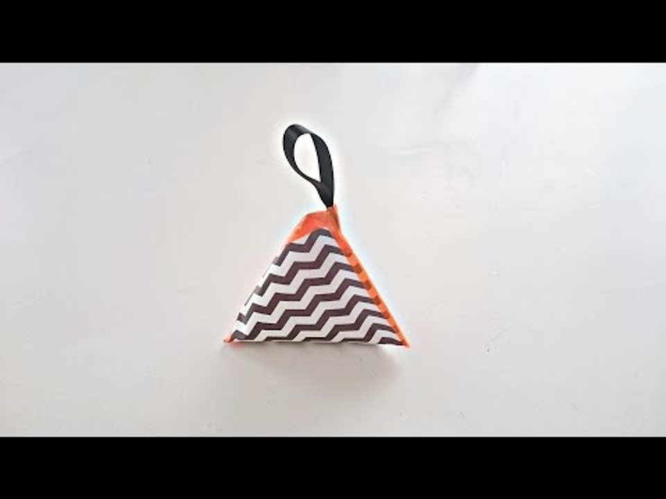 Bricolage Halloween - Comment fabriquer un berlingot de bonbons pour Halloween ?