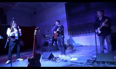 PIERO - DE VEZ EN CUANDO VIENE BIEN DORMIR - USA 2017