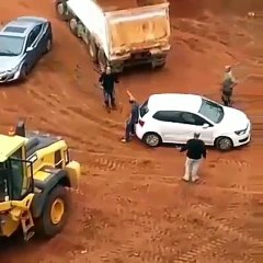 Jamais Discuta Com Um Homem Que Dirige Trator