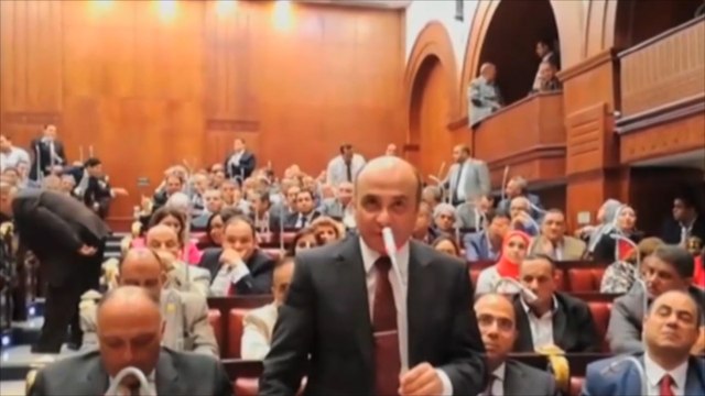 قضية تيران وصنافير تثير سجالا جديدا بمصر عبر البرلمان
