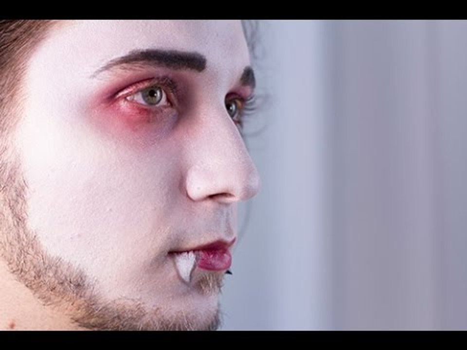 Maquillage Halloween : Le vampire