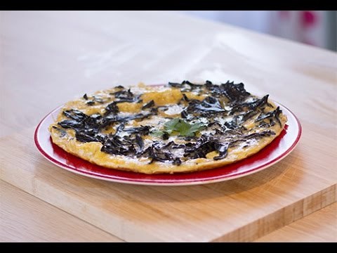 Omelette aux trompettes de la mort (champignons)