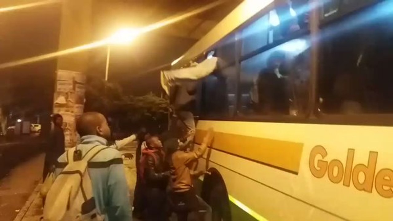 Frustrated Commuters Riot in Cape Town Train Station