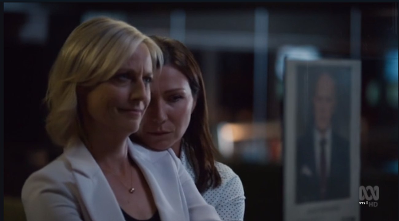 Janet King & Bianca 3x03 [EN/PT] SUBS