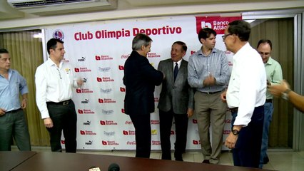 Olimpia presenta Carlos Restrepo