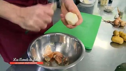 Recette  -  Crumble à la courge buttercup  de Gilles - Les carnets de Julie-qy9lqL-jwaw